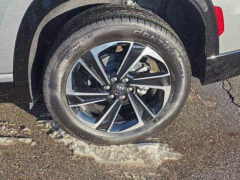 New 2026 Buick Enclave Sport Touring w/ Power Package FWD image 33