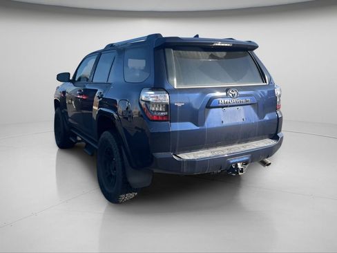 Used 2020 Toyota 4Runner SR5 Premium image 6