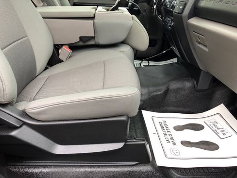 Used 2018 Ford F350 XL image 25