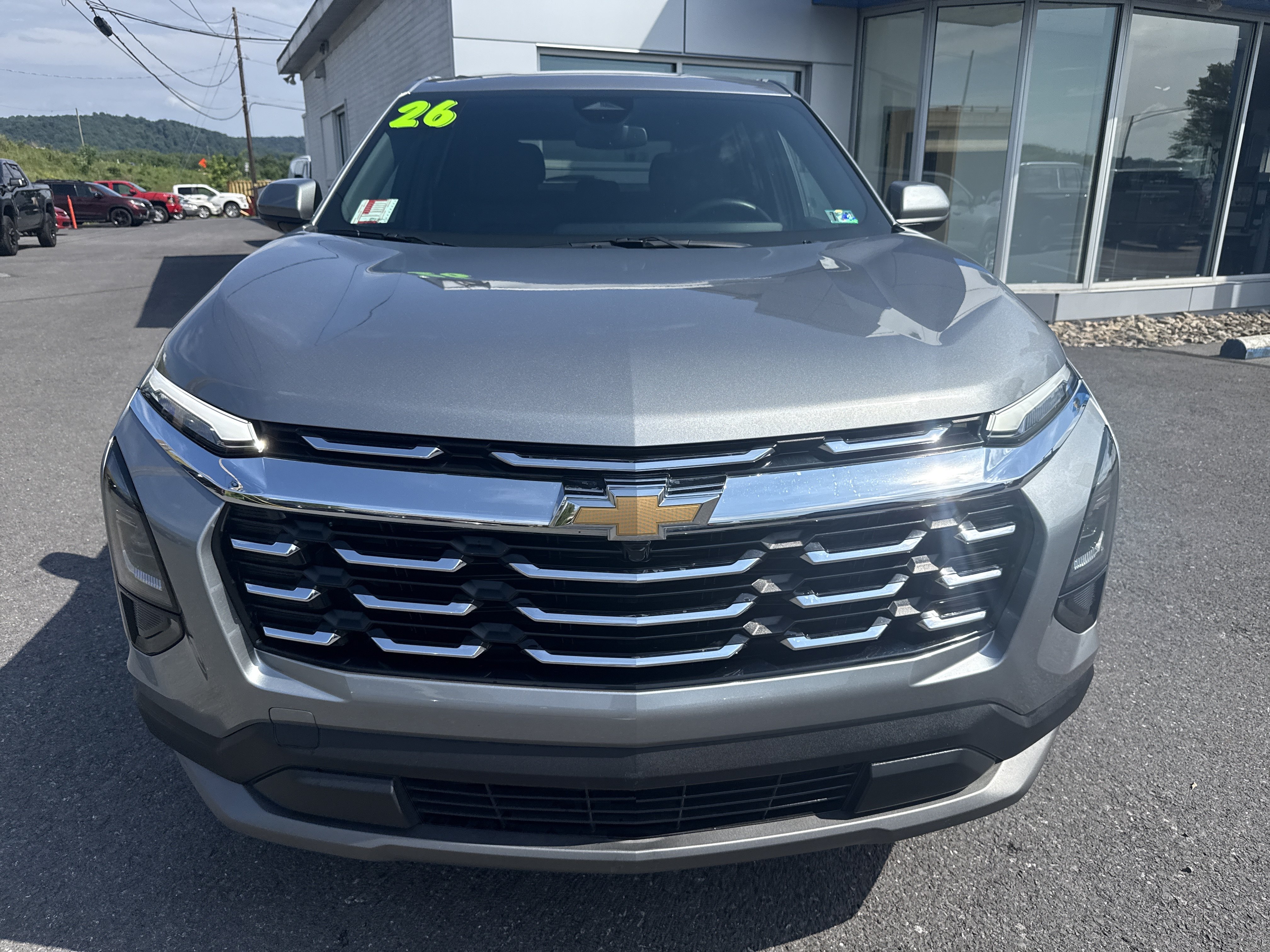Used 2026 Chevrolet Equinox LT w/ Convenience Package II AWD/4WD image 8
