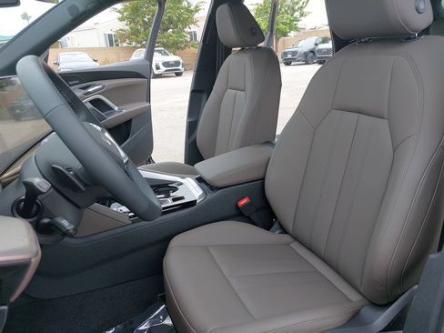 New 2026 Audi Q5 Premium Plus AWD/4WD image 15