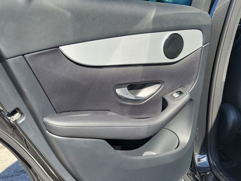 Certified 2022 Mercedes-Benz GLC 300 image 11