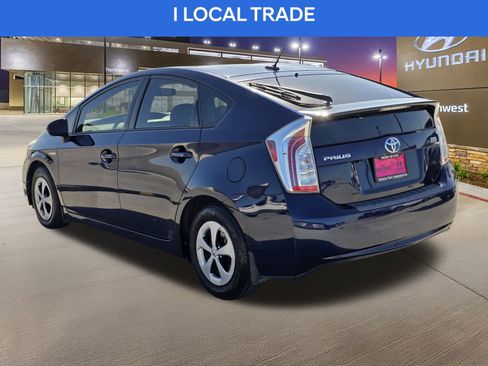 Used 2013 Toyota Prius Four image 9