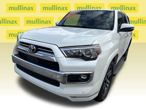 Used 2021 Toyota 4Runner Limited image 8