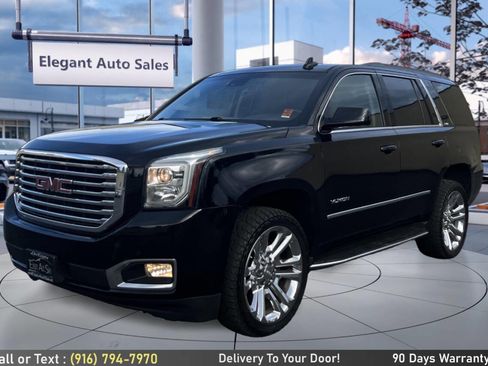 Used 2017 GMC Yukon SLT w/ Premium Edition image 9