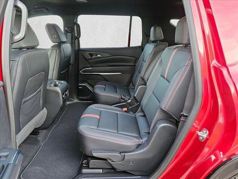 New 2026 Chevrolet Traverse RS image 17