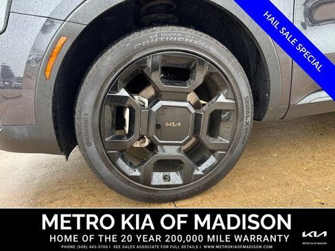 Used 2025 Kia Sorento SX Prestige w/ Olive Brown Leather Package AWD/4WD image 9