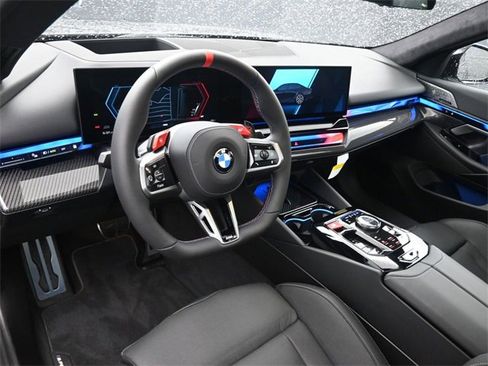 New 2026 BMW M5 image 33