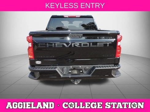 Used 2025 Chevrolet Silverado 1500 Custom w/ LPO, Dark Essentials Package image 5