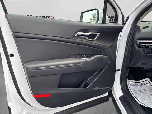 New 2026 Kia Sportage EX image 16