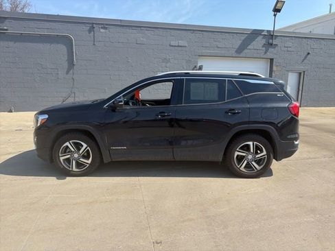 Used 2021 GMC Terrain SLT w/ Infotainment Package II image 5