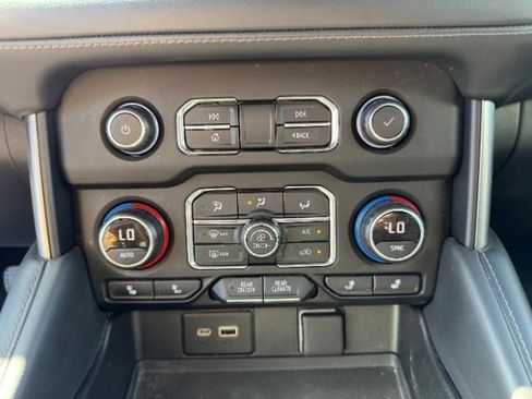 Used 2021 Chevrolet Tahoe Z71 w/ Z71 Off-Road Package image 39