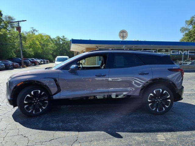 Used 2024 Chevrolet Blazer EV RS AWD/4WD image 12