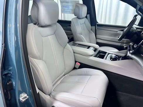 New 2026 Jeep Grand Wagoneer Limited image 22