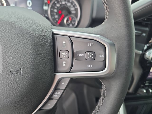 New 2026 RAM 3500 Big Horn AWD/4WD image 24