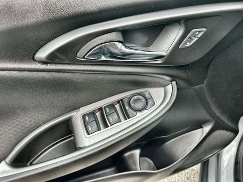 Certified 2024 Chevrolet Malibu LT image 24