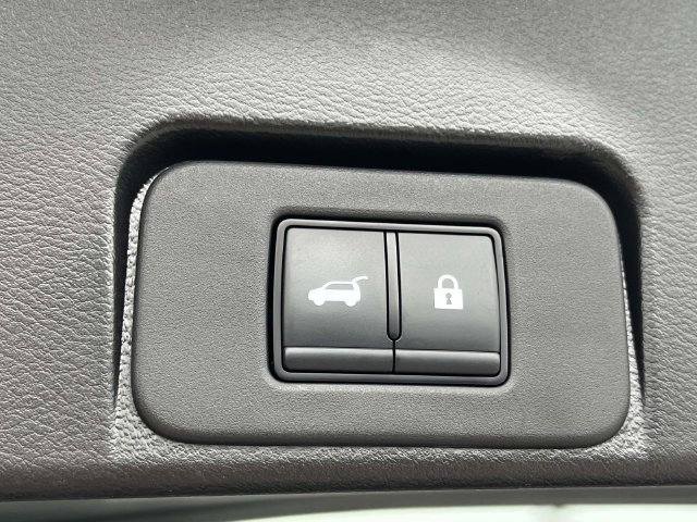 Used 2023 Nissan Rogue SV w/ SV Premium B Package FWD image 22