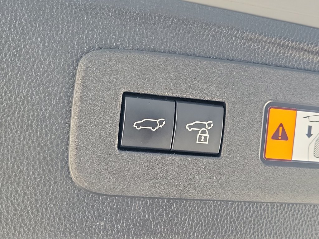 Used 2024 Lexus GX 550 AWD/4WD image 18