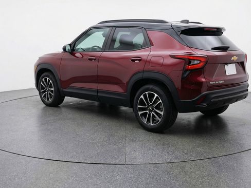 Used 2025 Chevrolet TrailBlazer LT image 6