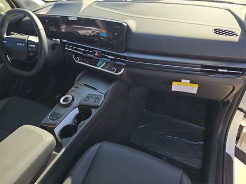 New 2026 Kia Sportage SX Prestige image 14