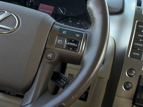 Used 2019 Lexus GX 460 Premium w/ Premium Package image 11