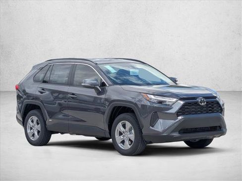 New 2025 Toyota RAV4 XLE image 7