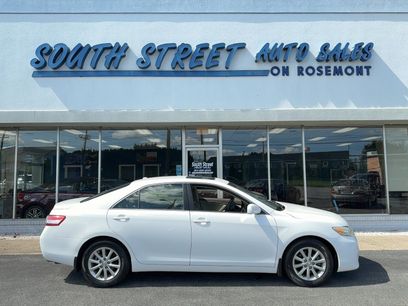 Used 2011 Toyota Camry XLE w/ SE/XLE Extra-Value Pkg