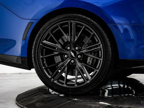 Used 2018 Chevrolet Camaro ZL1 image 82