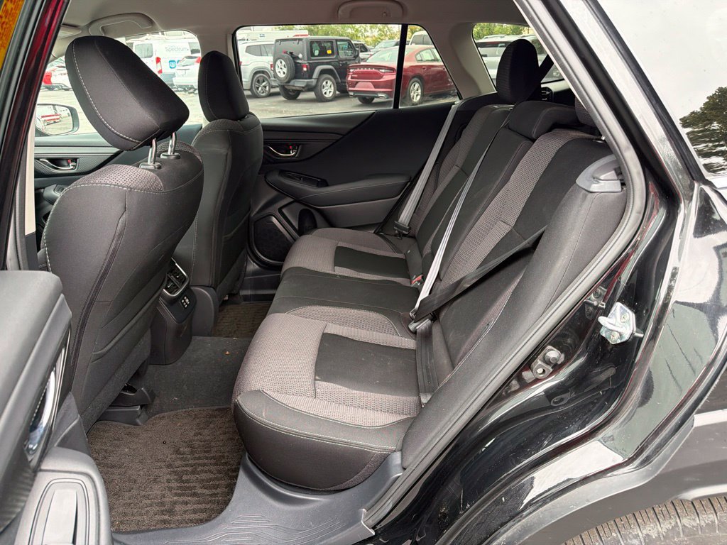Used 2023 Subaru Outback Premium AWD/4WD image 17
