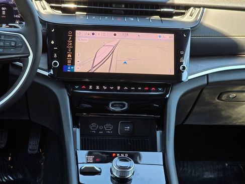 New 2026 Jeep Grand Cherokee L Limited AWD/4WD image 31
