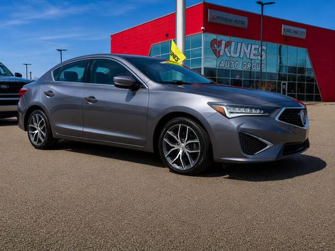 Used 2020 Acura ILX FWD image 4