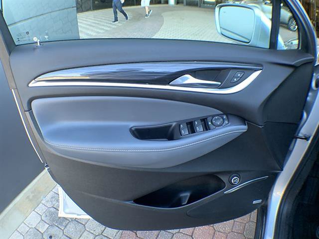 Used 2020 Buick Enclave Essence w/ Sound and Sites Package FWD image 13
