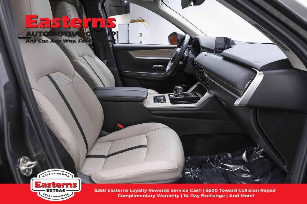 Used 2024 MAZDA CX-90 Plug-In Hybrid w/ Preferred AWD/4WD image 27