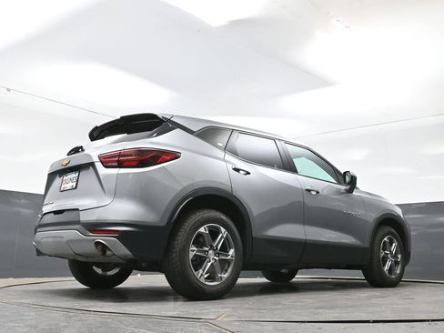 Used 2023 Chevrolet Blazer LT AWD/4WD image 48