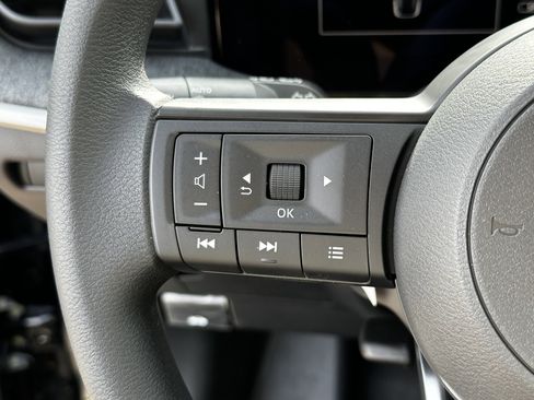 New 2026 Nissan Kicks S image 25