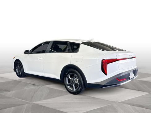 Used 2025 Kia K4 FWD image 6