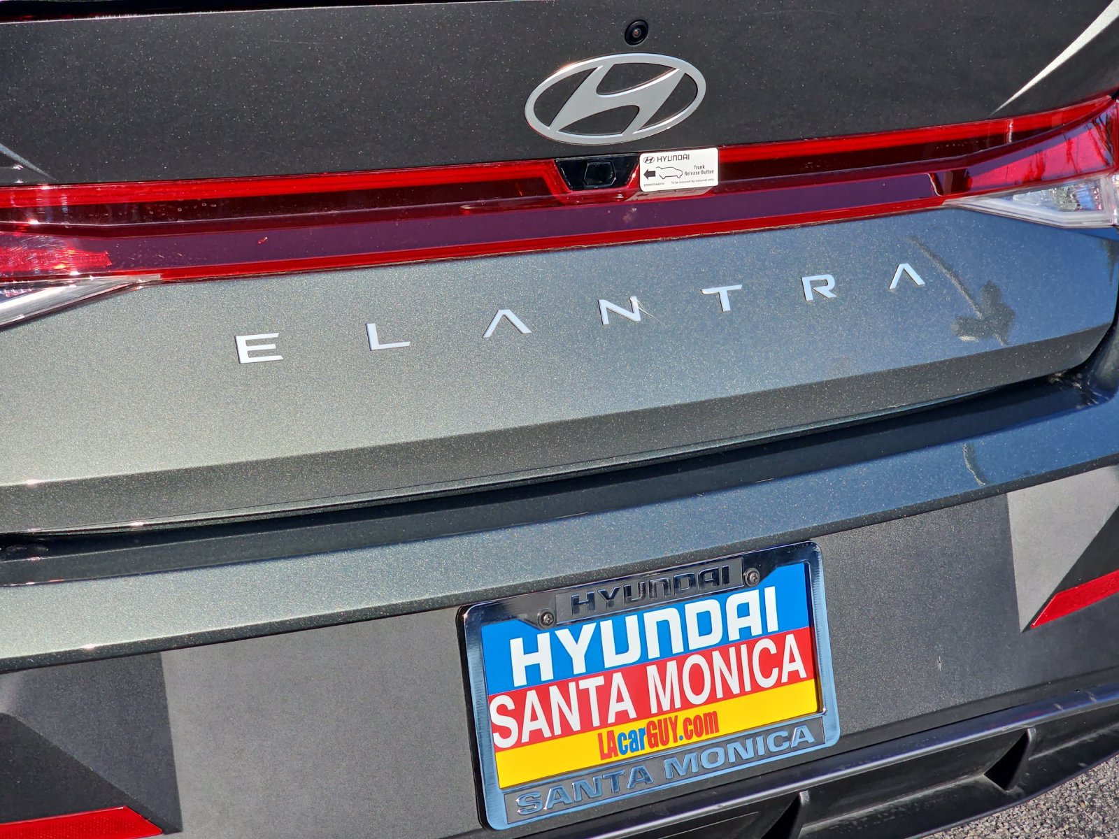 Certified 2025 Hyundai Elantra Sport FWD image 37