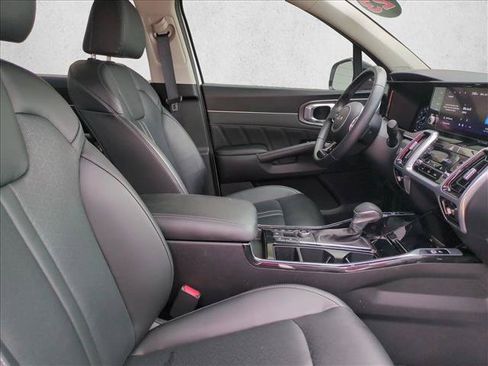 Used 2023 Kia Sorento SX AWD/4WD image 23