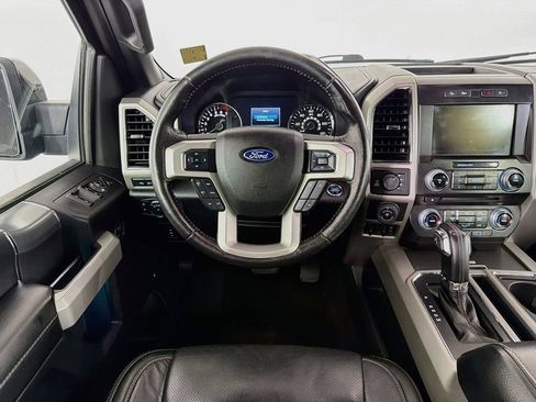 Used 2017 Ford F150 Lariat w/ Equipment Group 502A Luxury AWD/4WD image 19