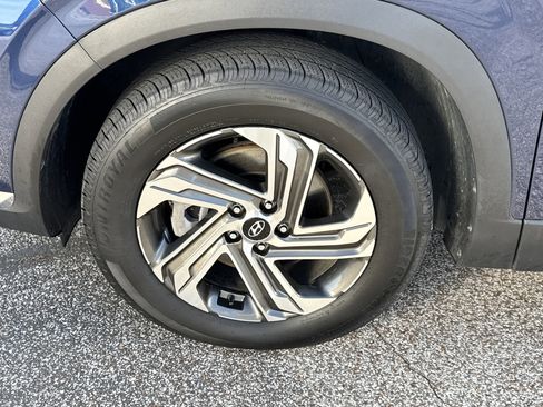 Used 2020 Hyundai Santa Fe Limited image 9