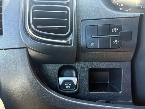 Used 2023 RAM ProMaster 1500 w/ Premium Convenience Group (B) image 12