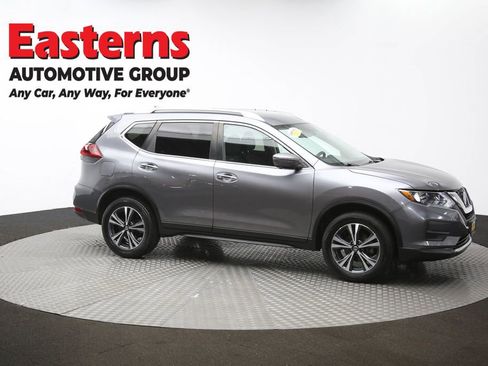 Used 2020 Nissan Rogue SV w/ Premium Package image 54