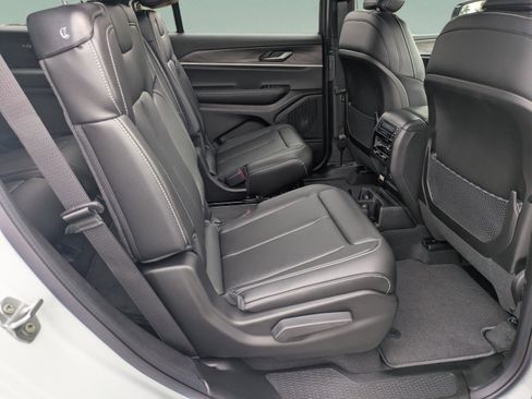 New 2025 Jeep Grand Cherokee L Limited w/ Black Appearance Package image 13