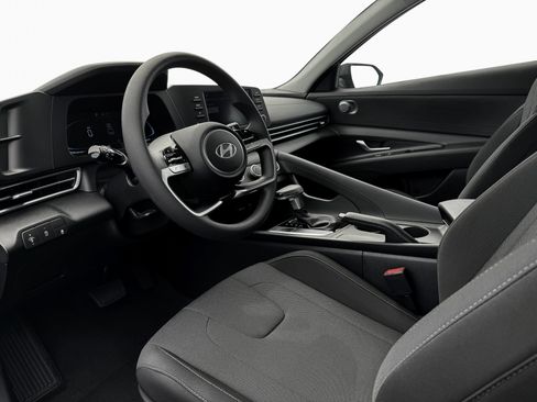 New 2025 Hyundai Elantra SE image 14
