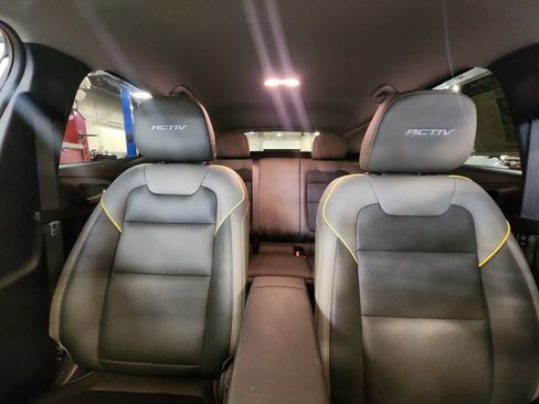 Used 2024 Chevrolet Trax ACTIV w/ Driver Confidence Package FWD image 35