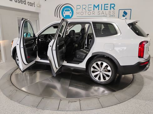 Used 2021 Kia Telluride S image 6