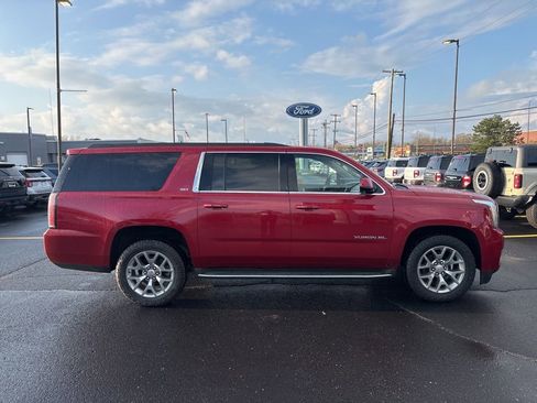 Used 2015 GMC Yukon XL SLT w/ HD Trailering Package image 4
