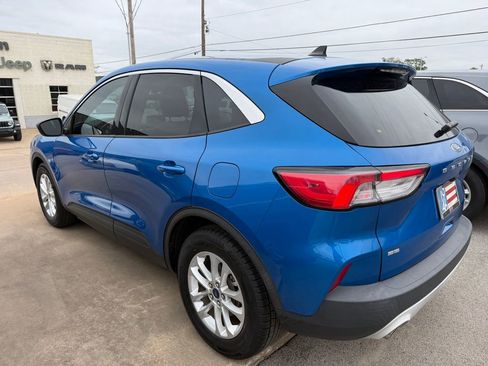 Used 2020 Ford Escape SE FWD image 17