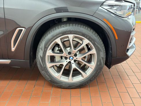 Used 2020 BMW X5 xDrive40i w/ Convenience Package image 11