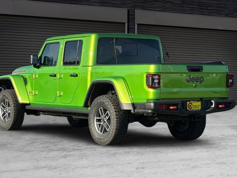 New 2025 Jeep Gladiator Mojave image 6